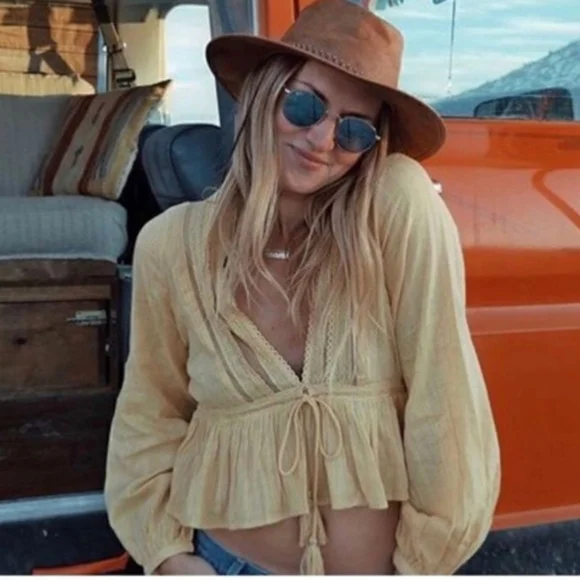 FP Obeiri Blouse - Picture 4 of 16